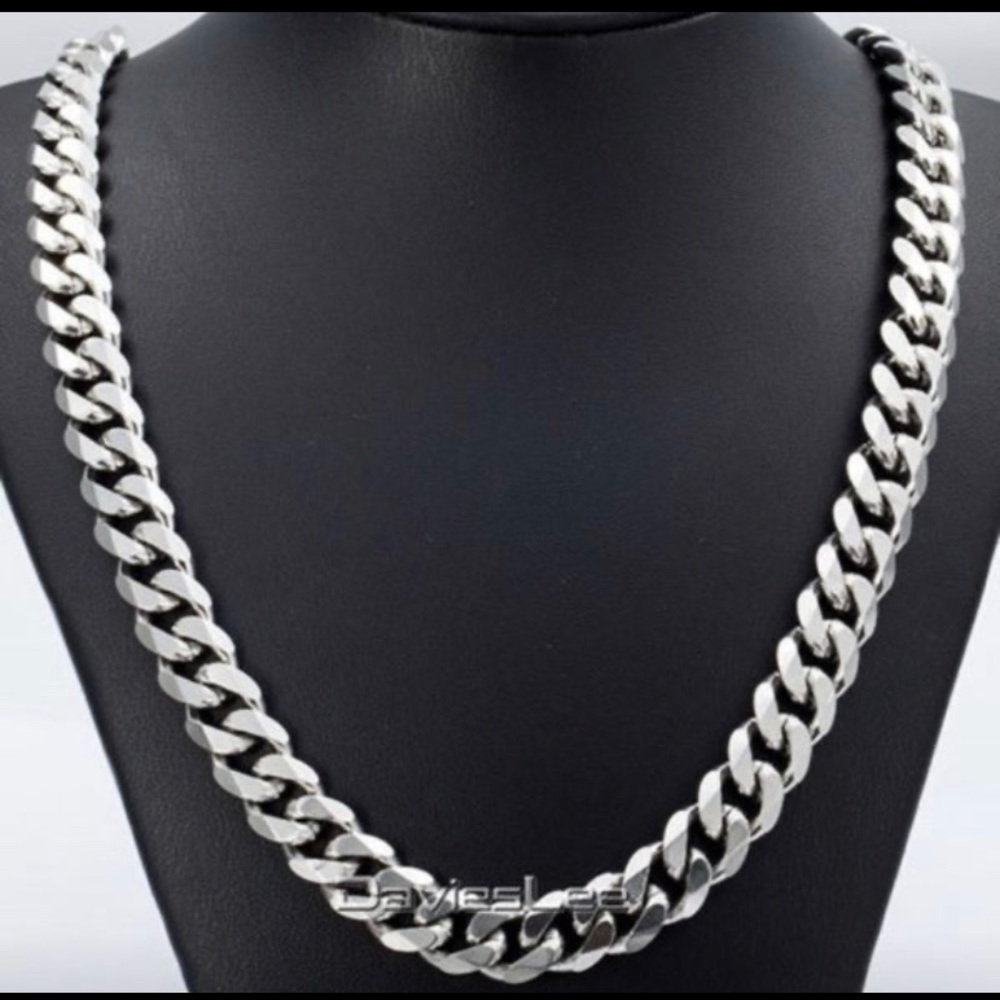22 & 24” 11mm (NWT) *CHECK OUT MY CLOSET I BUNDLE*